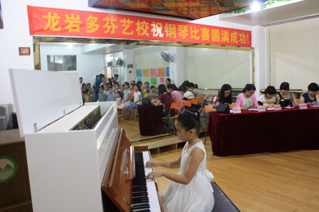 如何让孩子坚持学琴