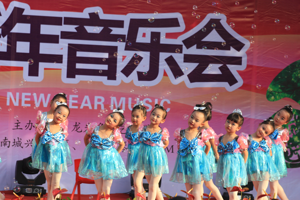 培养幼儿学舞蹈,家长这样做